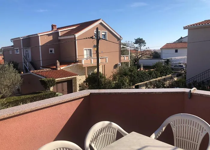 Milka Apartment Vir